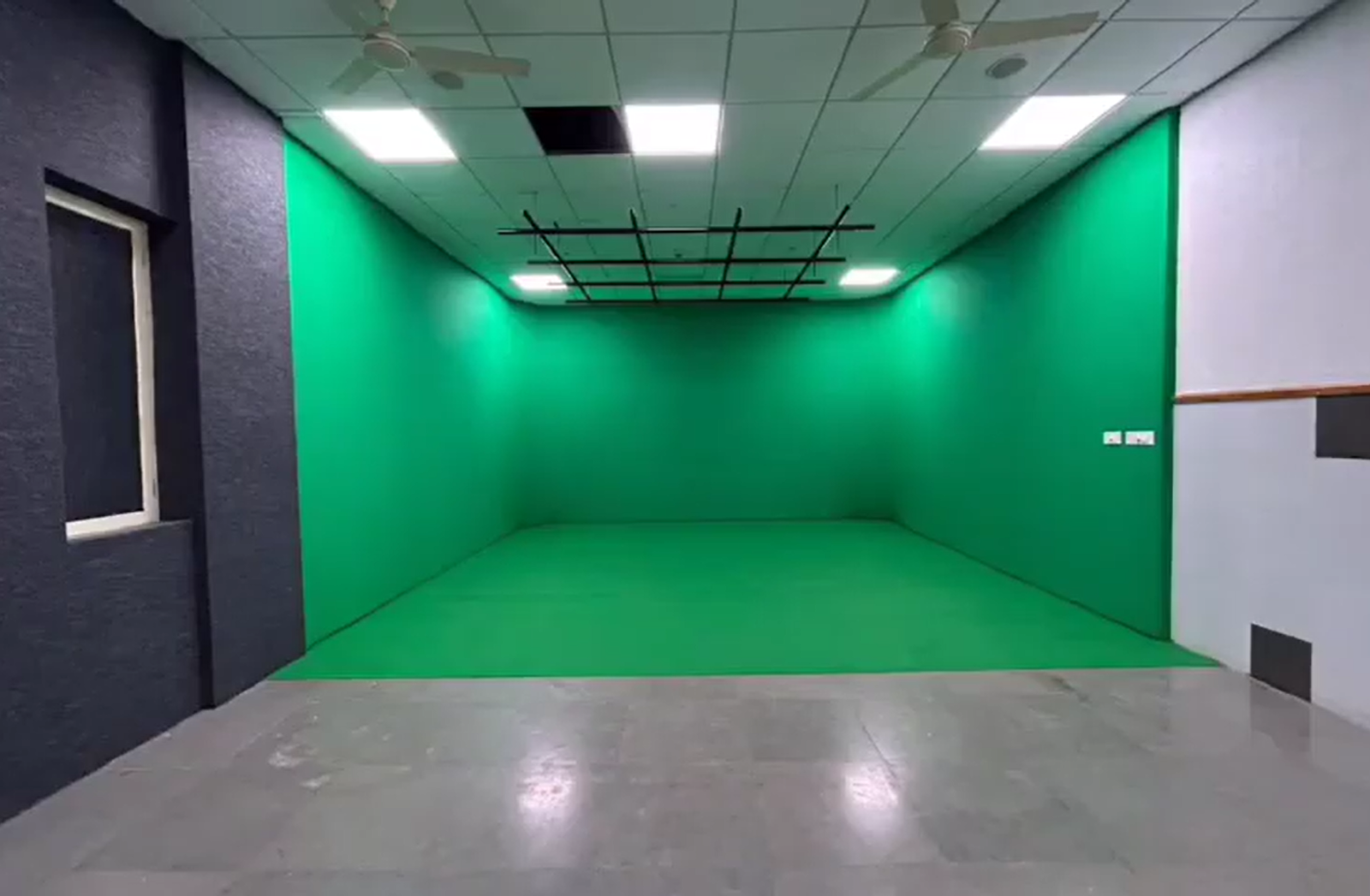 XT studio setup1